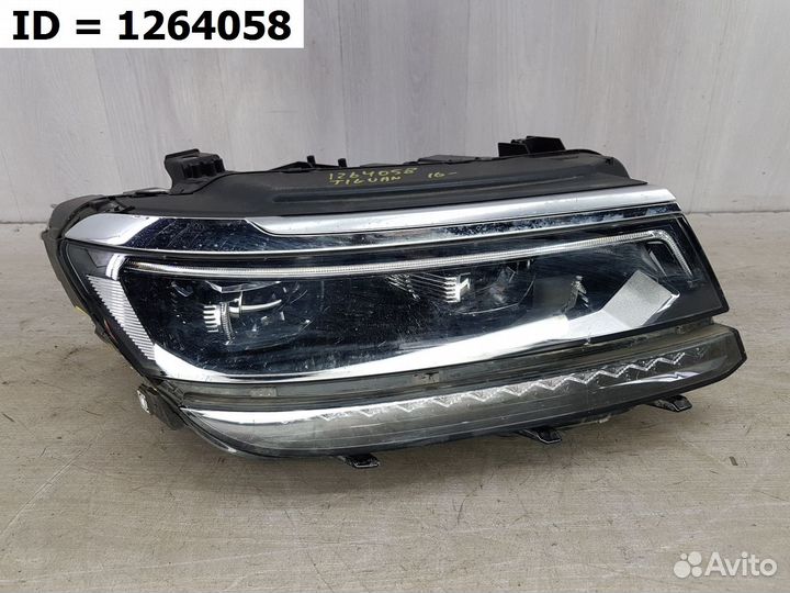 Фара правая Volkswagen Tiguan