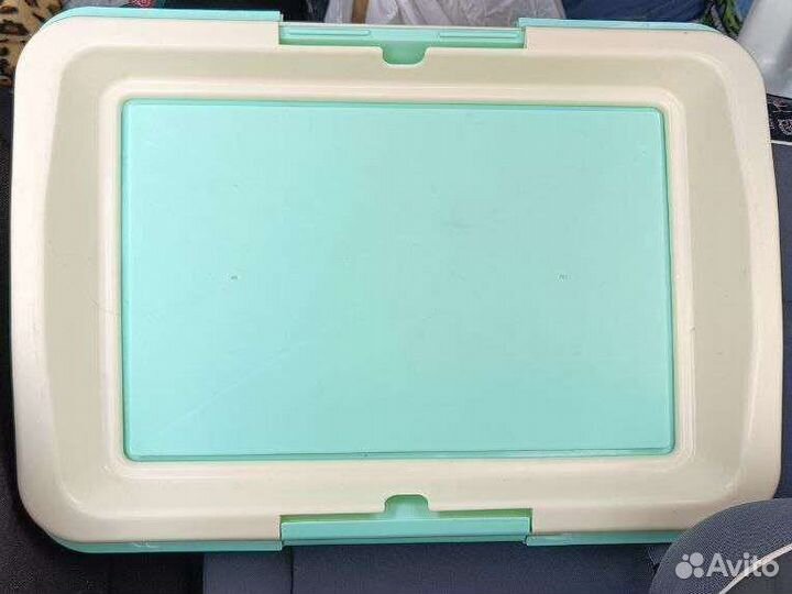 Лоток для собак под пеленку