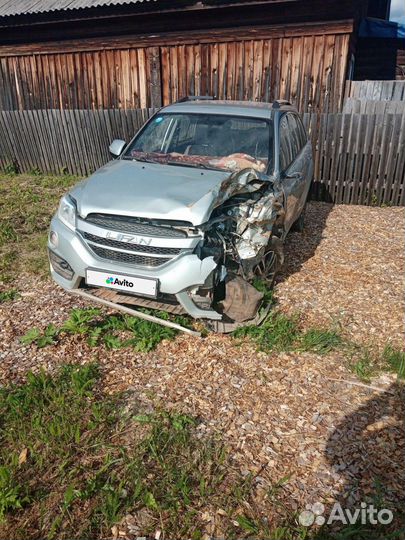 LIFAN X60 1.8 МТ, 2017, битый, 80 000 км