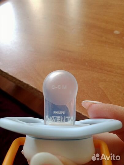 Соска пустышка avent 0 6
