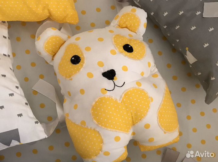 Бортики на детскую кроватку