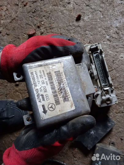 Блоки и приборка Mercedes