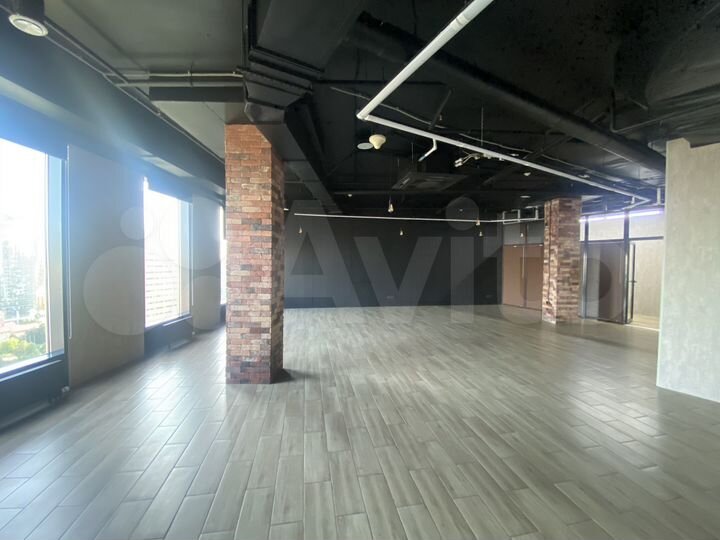 Офис 179,4 м. с отделкой. 2 помещения. м Планерная