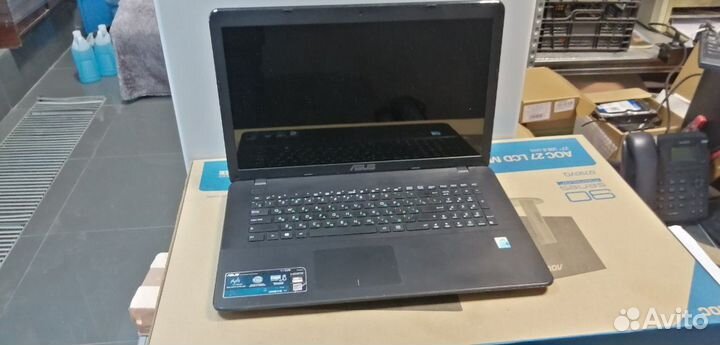 Ноутбук б/у asus с 17
