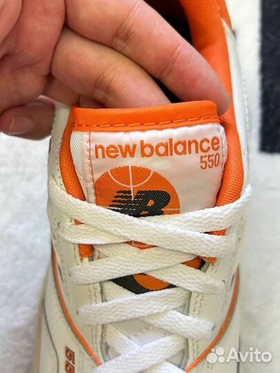 Кроссовки New Balance 550 оранжевые оригинал