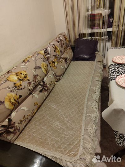 Продается Диван