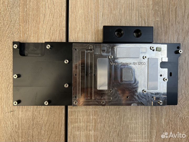 EK-Quantum Vector Radeon RX 5700 +XT D-RGB