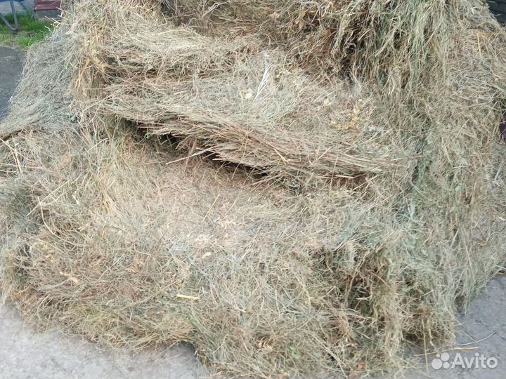 Сено солома в мешках