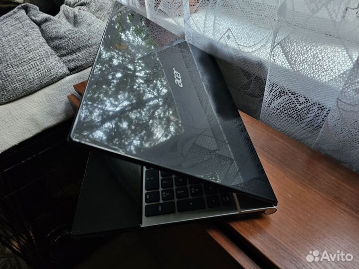 Ноутбук Acer v3 551g