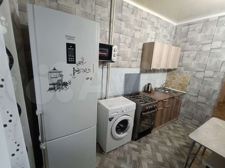 2-к. квартира, 50 м², 3/9 эт.