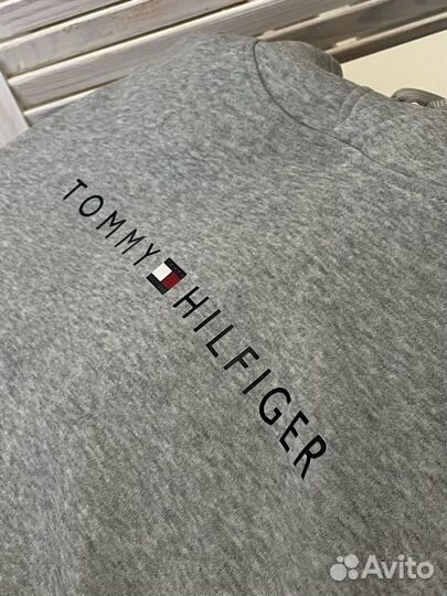 Худи Tommy Hilfiger