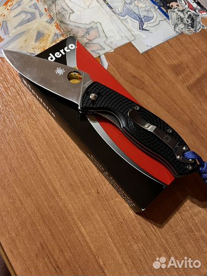 Spyderco tenacious lightweight