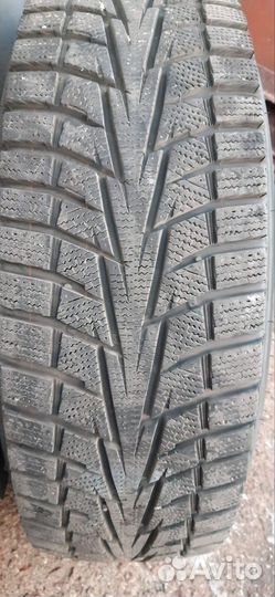 Hankook Winter I'Cept Evo 235/75 R15