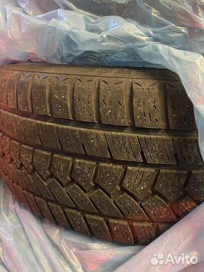 Ovation W-586 225/35 R18