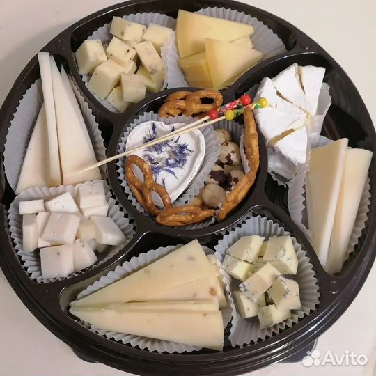 Сырная тарелка мясная тарелка