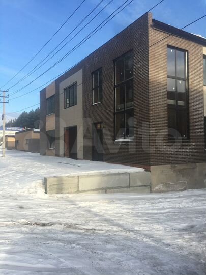 Свободного назначения, 820 м²