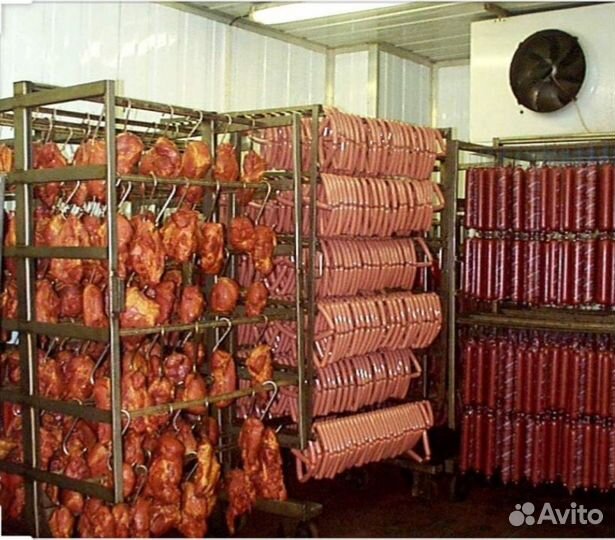 Требуются разнорабочие на мясо переробатывающий за