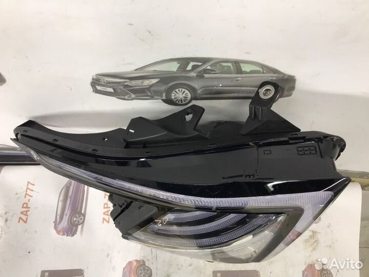 Фара передняя правая Kia Sportage 5