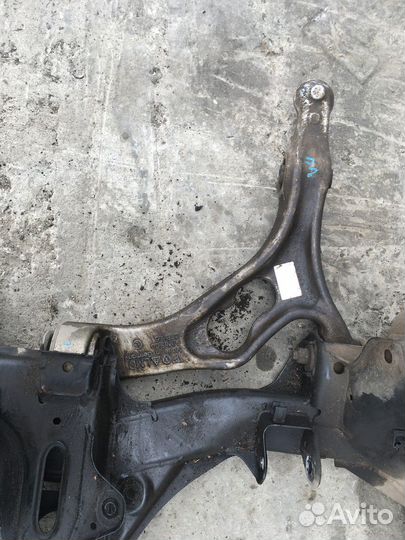 Рычаг передний левый (Audi Q7, Volkswagen Touareg)