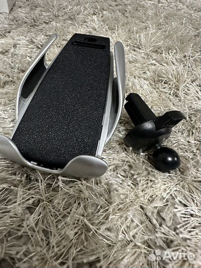 Беспроводная зарядка в машину SMART Sensor