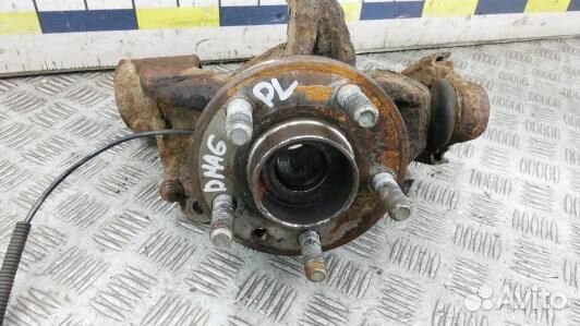 Ступица передняя левая land rover freelander 2 (DM