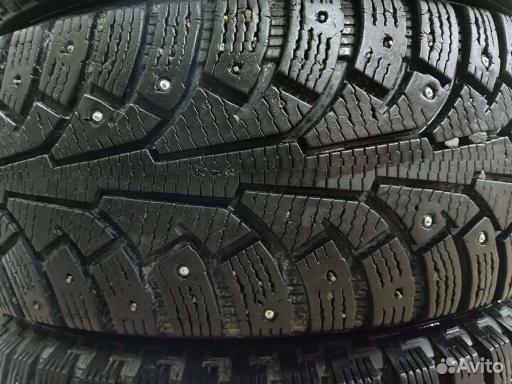 Nokian Tyres Hakkapeliitta 5 SUV 225/65 R17