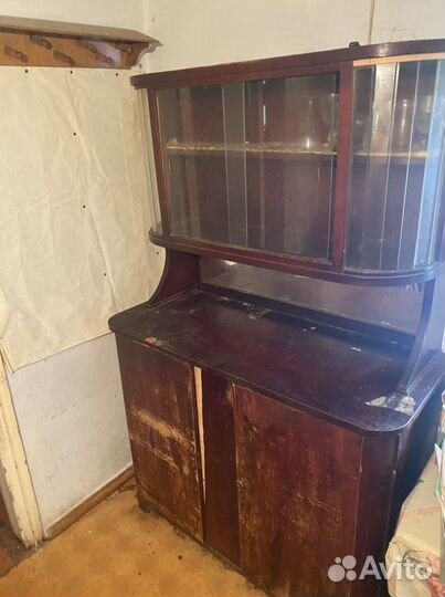 Буфет антиквариат старинный из бука