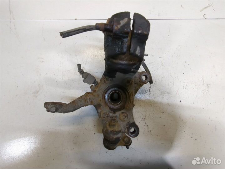 Ступица (кулак, цапфа) Volkswagen Touran, 2005