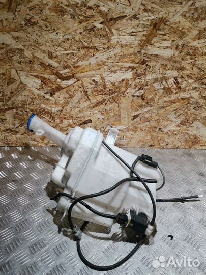 Бачок омывателя Kia Ceed 2