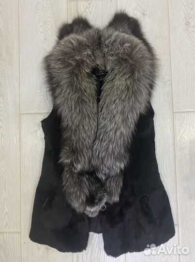Дубленка/желетка(натуральная чернобурка)