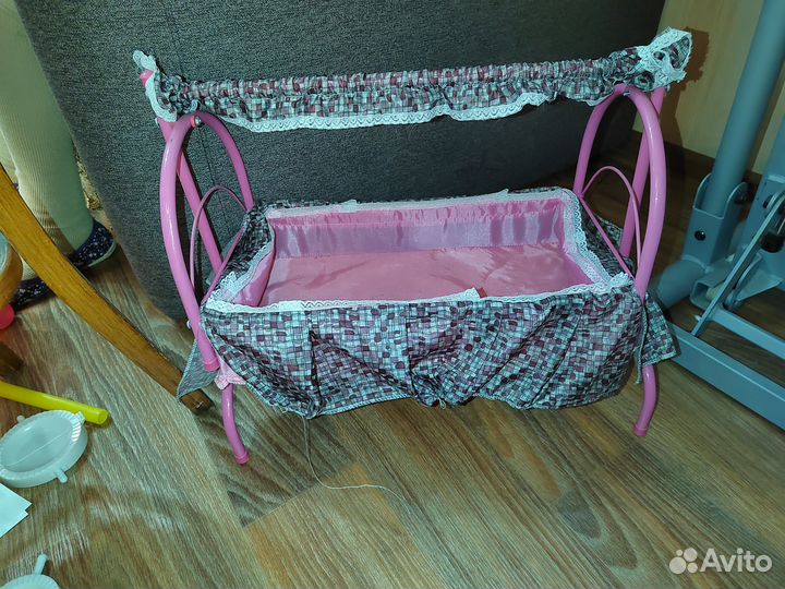 Кровать для кукол