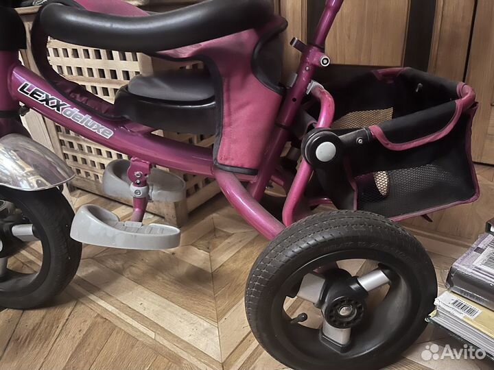 Детский велосипед трехколесный с ручкой