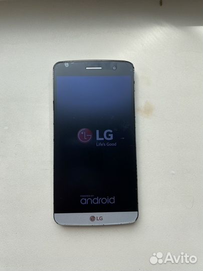Телефон LG
