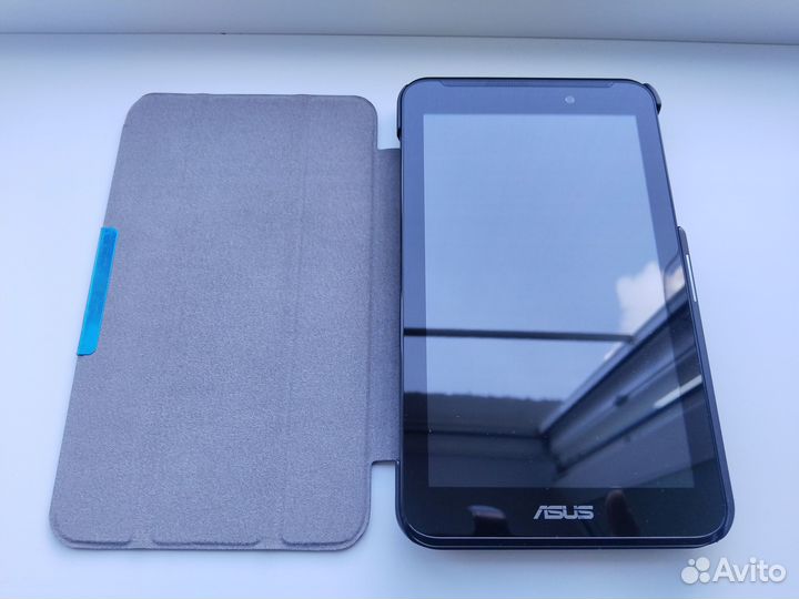 Планшет asus memo Pad 7 Model: K01A(ME70C)