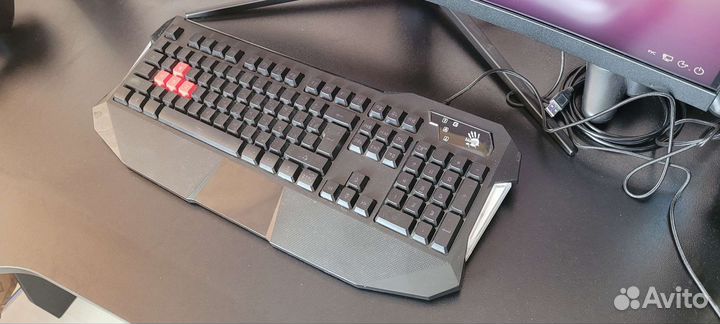 Игровая клавиатура A4tech Bloody B130