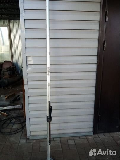 Штанга распорная крепления груза