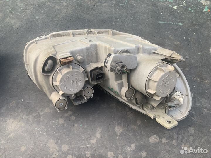 Фара левая Hyundai Sonata IV