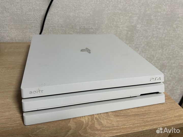 Sony PS4 pro 1tb