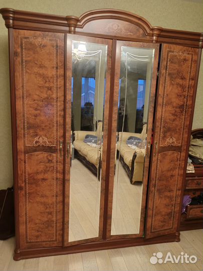 Мебель для гостинной бу