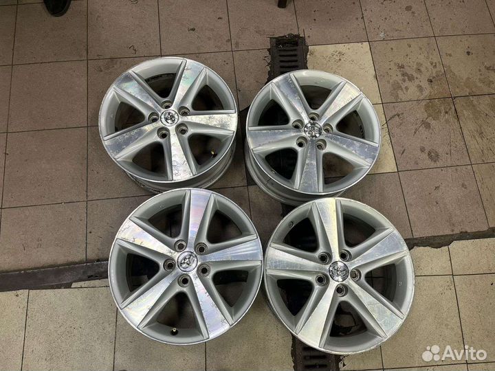 Диски на toyota camry r17