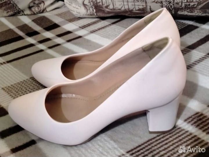 Туфли женские 38 размер новые