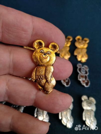 Значок Олимпийский мишка