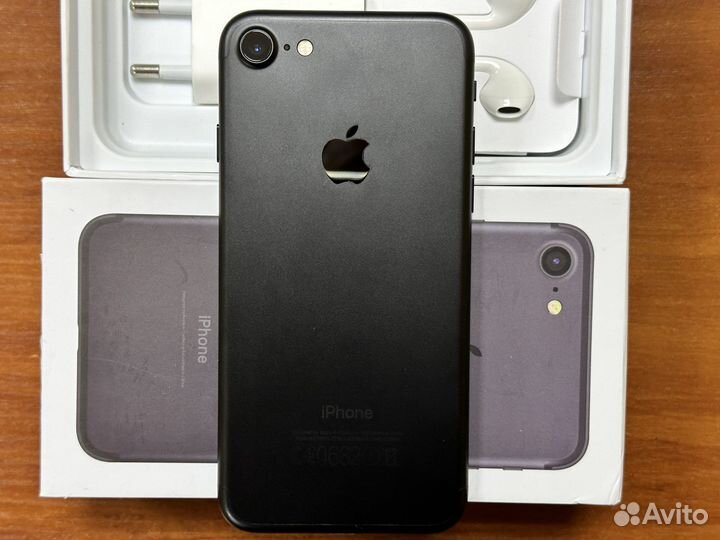 iPhone 7, 256 ГБ