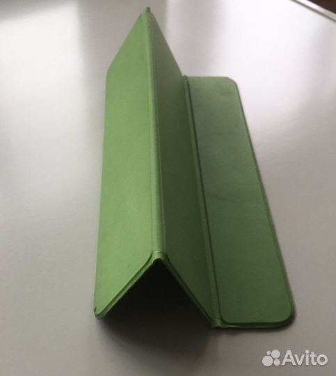 Чехол на iPad