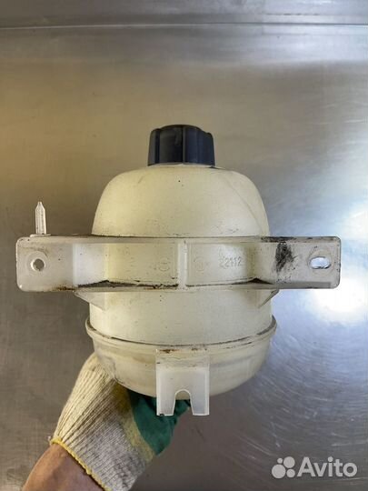 Бачок расширительный Renault Sandero 2009 2014