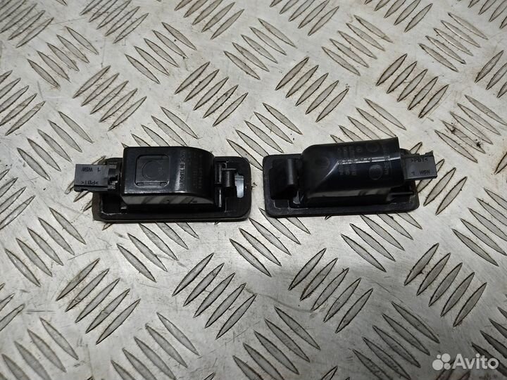 Подсветка номера Opel Astra J 2011 13590043