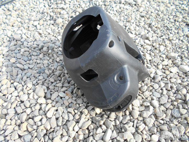 Кожух рулевой колонки Nissan Tino V10 QG18