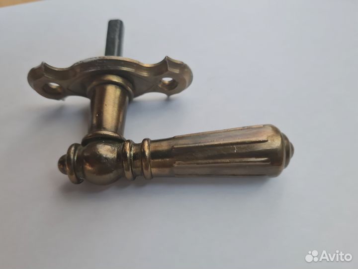 Ручка оконная