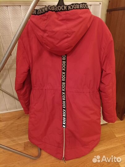 Парка демисезонная для девочки 146 см