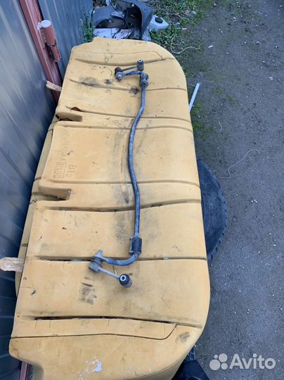 Задний стабилизатор Lexus GS 300 450 05-11 гв